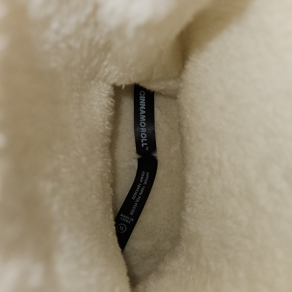 Cinnamoroll Plush Slipper Boots szXL Never Wore Sold Out Online Will Go Quick! - Picture 5 of 8